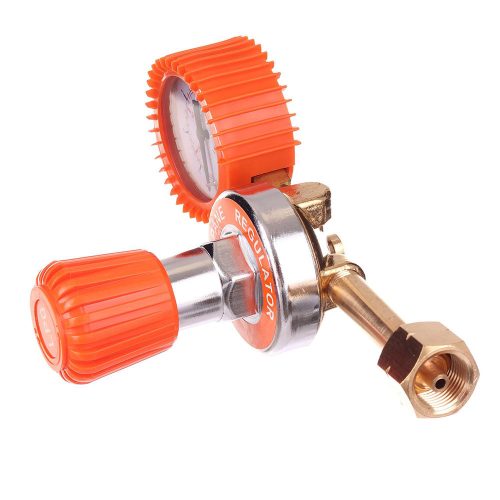 LPG Gáz reduktor nyomásmérővel, 0,5-4 bar, 5 m³/h