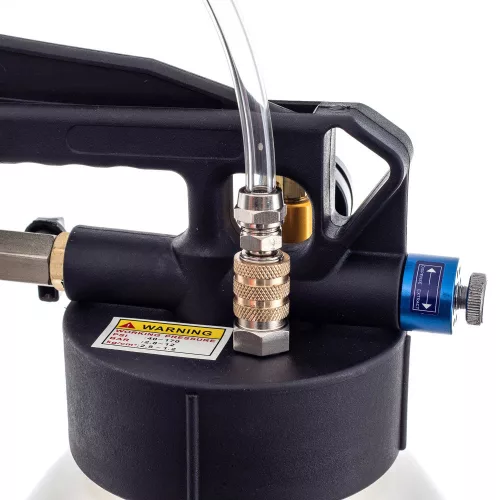 TC Technic Pneumatikus Váltóolaj Feltöltő Szivattyú, 6 literes, Adapter Készlettel